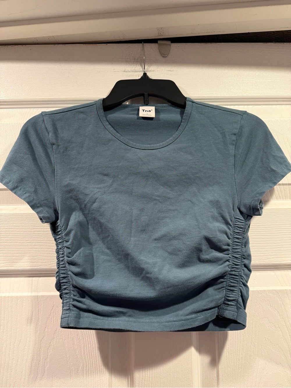 TNA Dusty Teal Side-Ruched Crop Tee. Size Small